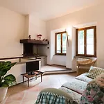 게스트하우스 Donna Nobile 4*