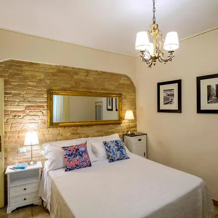 Donna Nobile 3*