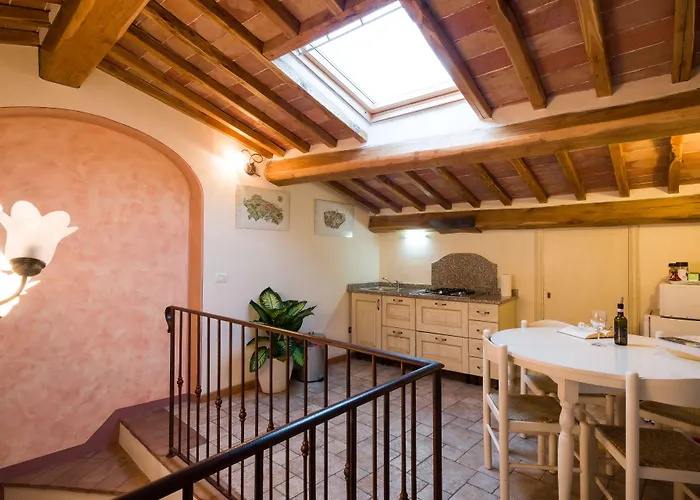 Donna Nobile San Gimignano